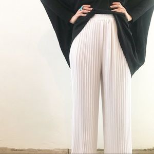 Vintage “Rich Bitch” pleated wide leg pants